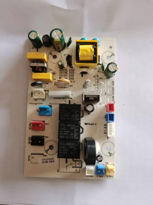 美的消毒柜電源插線在什么地方，美的消毒柜主板配件